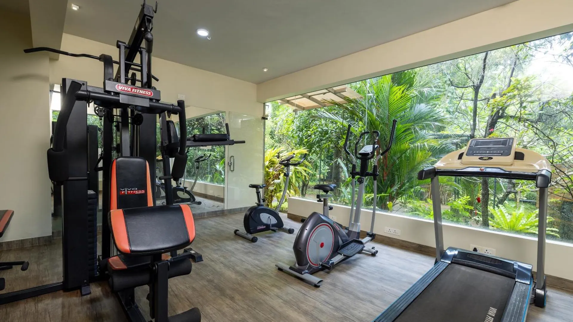 Casa Rio Resorts Athirappilly 4*,